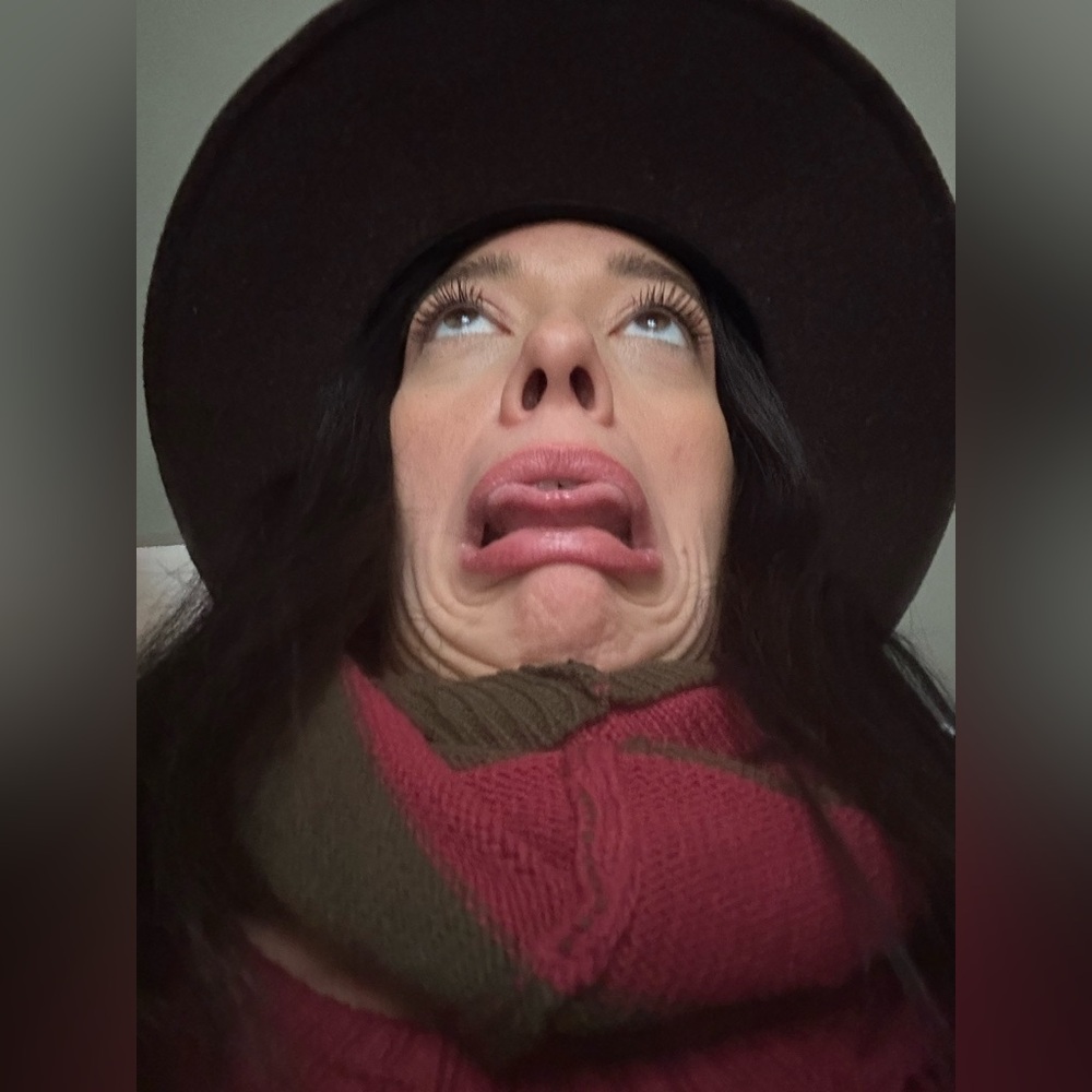 🔔 Stephy Stranger ☯️ is LIVE 🔔 - Picture 15 of 15